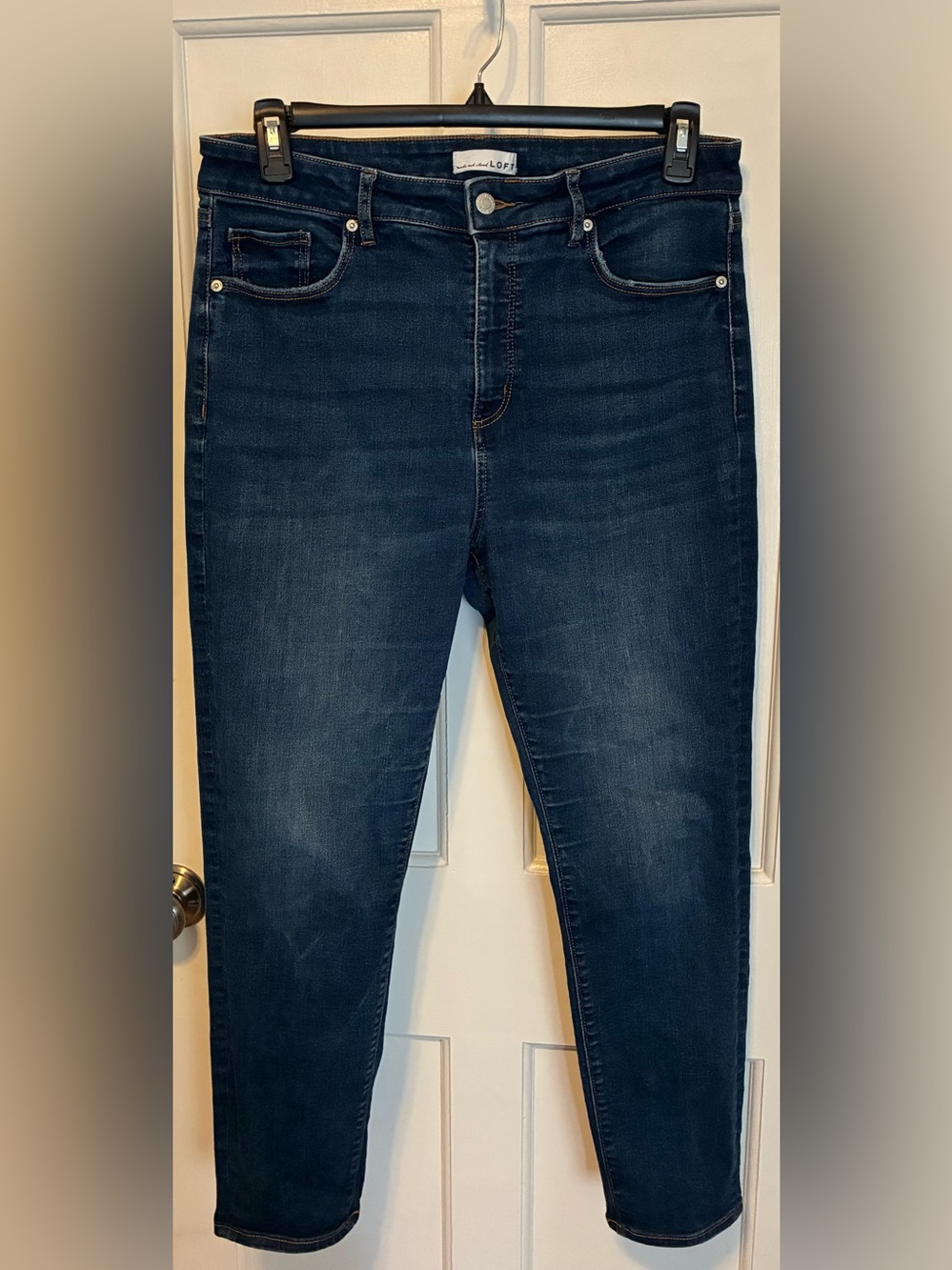 LOFT Women’s Skinny Jeans in Dark Wash Denim